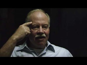 Trailer för COLLAPSE. Film om kollaps.