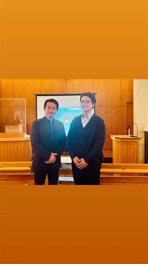 8月、新桜台駅近くの古民家を改装してオープンしたカフェ『オーフェン』。障がいのある方の就労の場としてカフェ運営やお菓子づくりに取り組み、「地域で安心して長く暮らせる居場所」をつくろうと挑戦を続けています。本日のイベントではカフェのオーナーの西谷さんをお招きして、開設の経緯や思い、今後の目標などを伺いました。 本日のイベント、土曜の午後にもかかわらず、20名以上の方にご参加いただきました。西谷さんのお話で特に胸に残ったのは、「障害者にもきちんと工賃を払いたい」という強い思いでした。就労継続支援B型の工賃は低い水準にとどまっており、練馬区の令和4年度の平均は月額12,714円、時給換算で300円程度という現実があります。こうした状況を変えたいと、映画「チョコレートな人々」からも影響を受け、ご自身でカフェを開く決断をされたとのことでした。 また、障害者の方にも高い工賃を払うために、あえて株式会社として立ち上げたこと、その結果、資金調達や公的支援の面で制限が多く、運営面では大きな苦労があることも率直に語ってくださいました。それでもなお、利用者の方が誇りを持って働ける場をつくり、地域の中で役割を