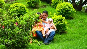 ▶️Fabiana Alvarado.- Papito 🇨🇷 Costa Rica Gracias PAPÁ por estar a mi lado siempre Por brindarme tu hombro y abrigo Por ser mi apoyo incondicional y amigo Por inculcarme Valores y Principios Por cada uno de nuestros días compartidos Y por enseñarme a creer en mí Gracias PAPÁ por todo tu Amor FELIZ DÍA PAPÁ, TE AMO PAPITO #FelizDíaPapá #FelizDíaDelPadre #TeAmoPapá #TeQuieroPapá #GraciasPapá #ParaTiPapá | Música Cristiana