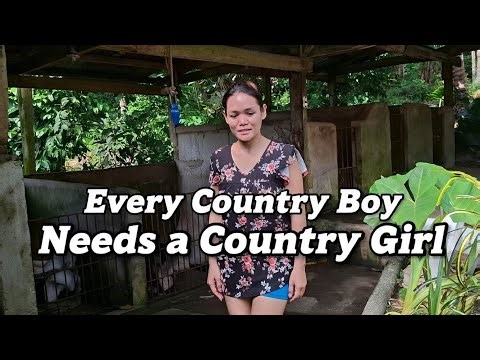 Hardworking Filipina, Doing Pig Farming ,Surviving and Living Life To The Fullest #philippines