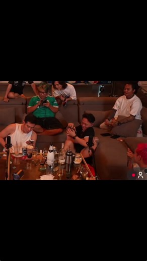 Berkreasi dengan Dekorasi Ranjang yang Menggugah