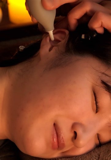 耳マッサージで眠くなるASMR体験