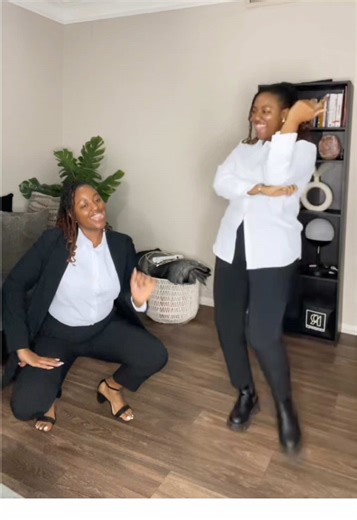 Boosting Confidence for Job Interviews with Twins