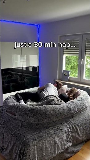 "Top Pick: Human-Size Dog Bed for Ultimate Relaxation 🐕🛏️"