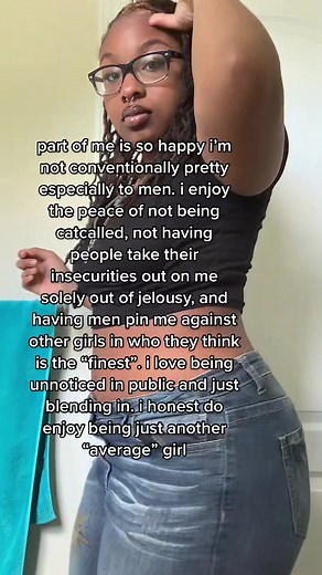 tried bleaching the locs in the back as u can see theyre barely light brown 😭