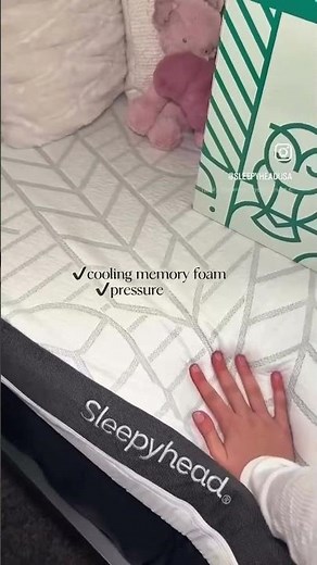 Top 5 Dorm Room Hacks for Better Sleep 😴 | Sleepyhead Tips