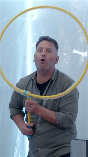 426K views · 9.1K reactions | Nova foto de perfil para o Cândido ou novo meme para a internet?  ▶ Vê o «Taskmaster» na #RTPPlay. | RTP Play | Facebook