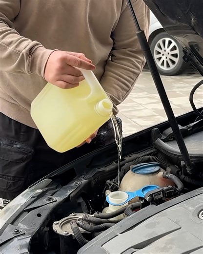 Add screenwash the right way! 🚗 | Magic Hands Creations