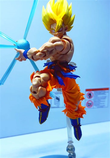 GOKU The legendary Super saiyan! #dragonball #dbz #shfiguarts #goku #shf
