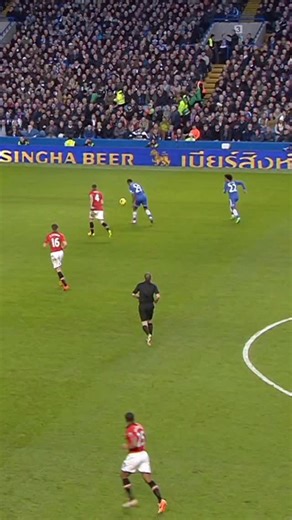 A brilliant hat-trick from Eto’o vs United #OTD in 2014. 🔵👊 | Chelsea Football Club