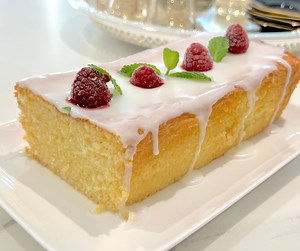 153K views · 2.2K reactions | Cake au CITRON fondant en bouche Ingrédients pâte : 160g sucre 150g farine T45 120g beurre fondu 3 oeufs 8g levure chimique 8cl jus de citron 1 cs zestes de citron Glaçage : 100g sucre glace 2 cs jus de citron | Quelle Recette | Facebook