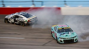 Chase Elliott suffers early exit after Stage 1 crash at Darlington