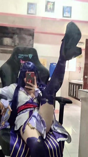 Stunning Raiden Shogun Cosplay from Genshin Impact! Watch Now!