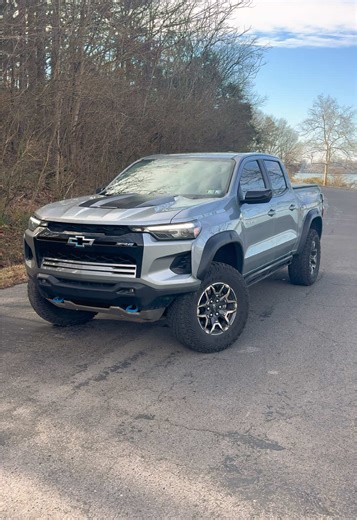 Enjoying Good Weather in a Chevy Colorado ZR2