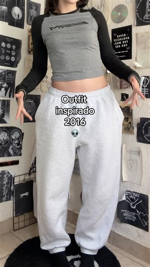 Yes or no? 👽 #outfit #outfitideas #ootd #2016 #tumblr #outfitinspo #fashion #ootdguide #moda