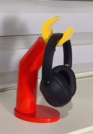 Create Your Own Lego Headphone Stand