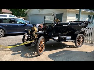 Starting up a 1915 Model T after engine rebuild...
