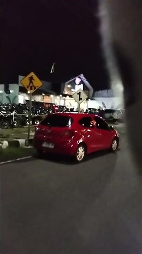 🛵