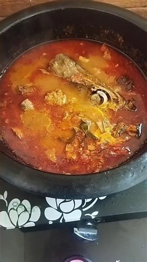 🔥 Kerala Chura Fish Curry | Spicy Tuna Curry in Clay Pot | Traditional Fish Recipe