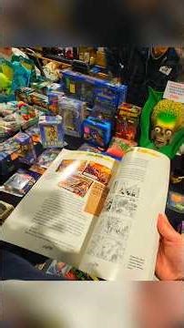 I Found a RARE Mars Attacks Press Kit at a Toy Show 🤯 #marsattacks #vintagetoys #fyp #toyhunt