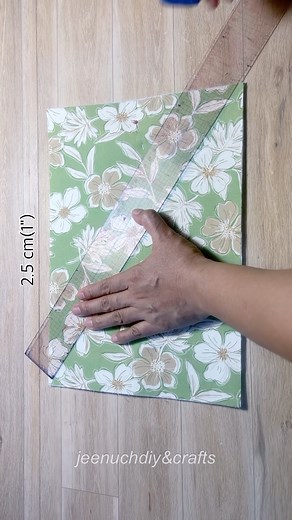 7.6K views · 81 reactions | Easy sew pouch at home #sewingtutorial #bags #fblifestyle #pouchbag | Jeenuchdiy&craft | Facebook