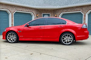 2009 Pontiac G8 GXP Is Today's Bring a Trailer Find
