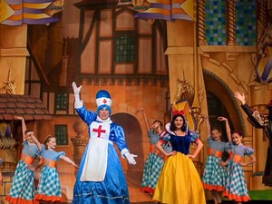 Almost halfway through the run! Let’s see what people are saying…. X❤️ | Annie Fanny