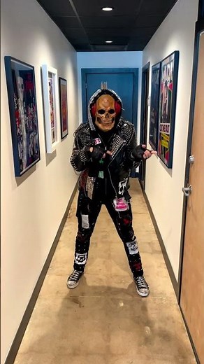 Thunderwolf & Skeleton Sam do the Halloween Hop Dance 🔥💀🐺🕺🏻