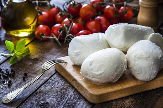 A Comprehensive Guide to Mozzarella Cheese Types
