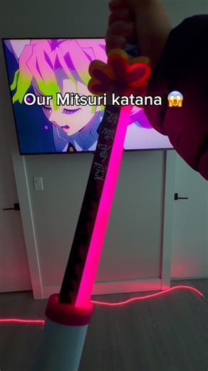 My Mitsuri Katana GLOWS😱🌸#shorts #demonslayer #anime #mitsuri