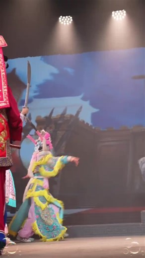 The Art of Peking Opera: A Classic Performance Scene