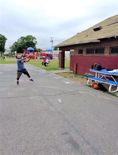 ʟᴜᴋᴀ🏓 | 1/1 #meta #basketball #pov #hooper | Instagram