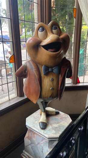 ✨Mandy G | Disney Obsessed Travel Agent✨ on Instagram: "A lot of people don’t know the story of Mr Toad, and are shocked when they find themselves in hell while riding in a chaotic motorcar 🚗 The Wind In the Willows is one of my favorite Disney stories! It’s a delightful short film that also includes the story of Ichabod Crane in Sleepy Hollow (another favorite of mine!) 🎃 Mr. Toad is wildly obsessed with getting himself a motorcar (the story is set way back when cars were new and fancy) and g