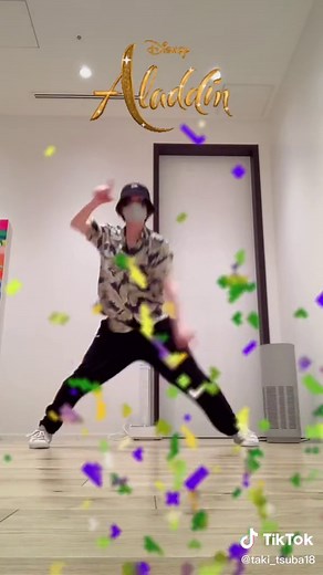 ディズニー映画（実写）でありそうなシーン第3位 もう通行人も操られるように踊り出す#瀧澤翼 #円神 #リーダー #03 #ダンス #アラジン実写版 #アラジン