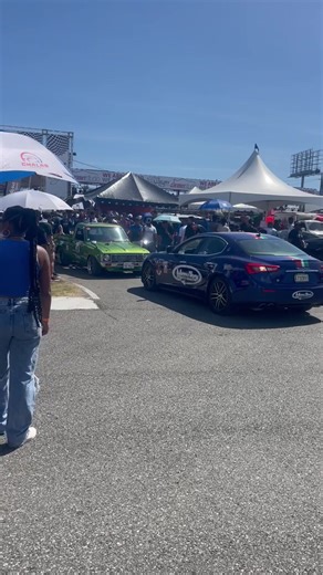 Dominican Rollers Racer: Mini Truck Showcase