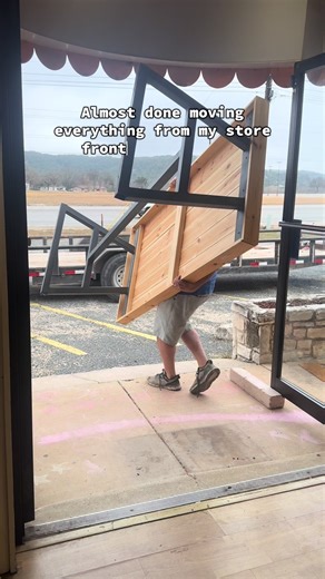 We are saying goodbye to the storefront in 2026 and going back online only! #fypシ゚viral #thevintageemmie #smallbusiness #westernboutique #moving