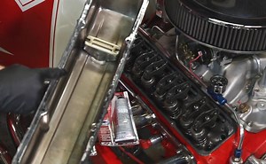 Video: Understanding Some Types of Liquid Gasket Makers & Common Use Cases