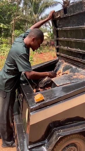 Understanding Gearbox Signs and Symptoms