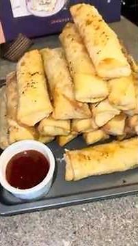 Crab Rangoon egg roll recipe 🔥