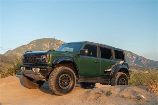 2022 Ford Bronco Raptor: 3 Killer Features and 2 Slight Problems