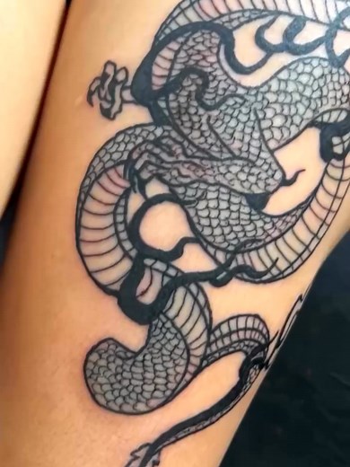 Stunning Dragon Tattoo Designs for Art Enthusiasts