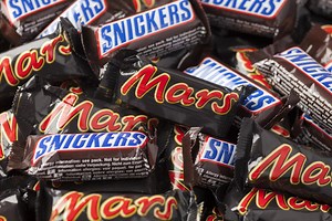 You Can Now Eat a Healthy Mars, Snickers Without Fear of Being Fat in the UK | Al Bawaba
