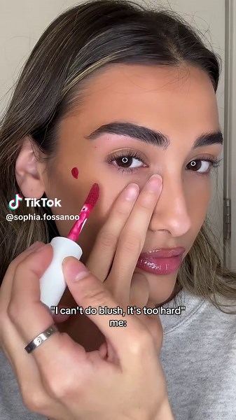 Easiest Way to Apply Blush for Flawless Makeup