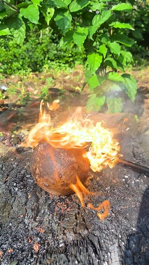 Pertama kali bikin bola api sendiri 🔥 #football #tutorial #tarkam #sepakbola | Rizal Hidayah