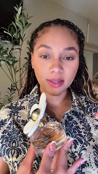 Daisy Love Marc Jacobs Review – Sweet Everyday Perfume