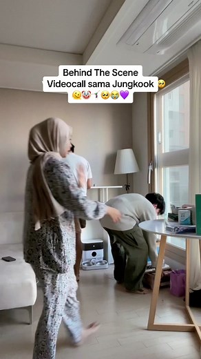 Behind the scene fansign videocall sama Jungkook 🥺😭🫠🤸🏻‍♀️🤡😮‍💨💜🥹 #fyp #videocall #fansign #bts #jungkook #golden