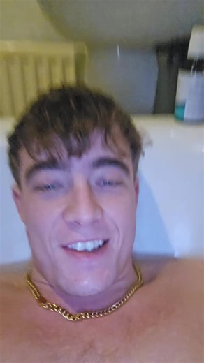 Exciting Bath Time After Cast Removal