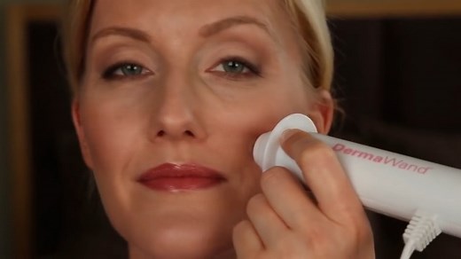 Watch Official How To Use The DermaWand Video on Amazon Live