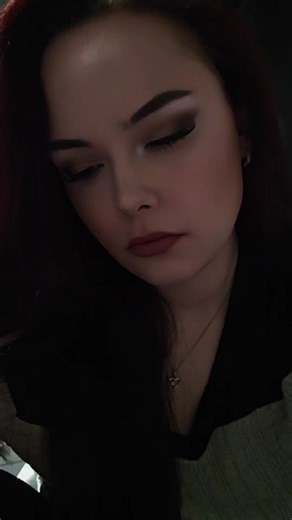 my attitude/energy for 2026 #sapphic #wlw #femmes #foryou #lesbiansoftiktok