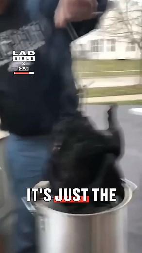 786K views · 8.5K reactions | Uncle Jack claims he can cook the best Thanksgiving turkey...旅 #thanksgiving #turkey #fblifestyle | LADbible | Facebook